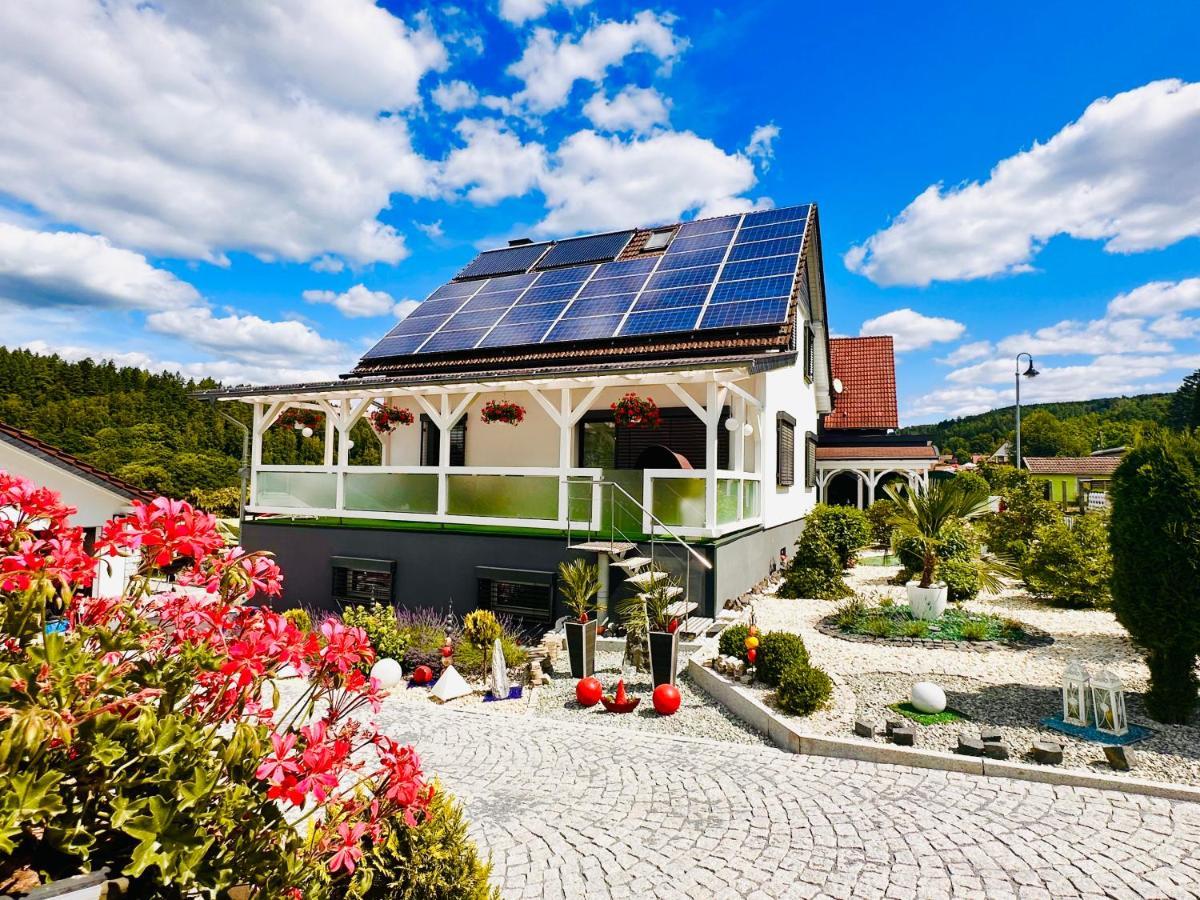 Ferienhaus zur Waldauer Höhe mit 3 SZ, 120qm&40qm Balkon Schleusingen Exterior foto
