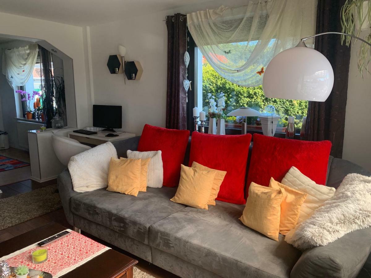 Ferienhaus zur Waldauer Höhe mit 3 SZ, 120qm&40qm Balkon Schleusingen Exterior foto